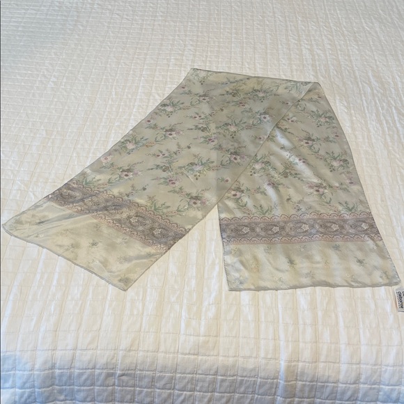 Vintage 80s Liz Claiborne 100% silk Floral cottagecore Sheer white pastel Scarf